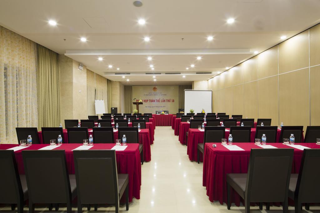 Dendro Gold Hotel Nha Trang Exterior photo