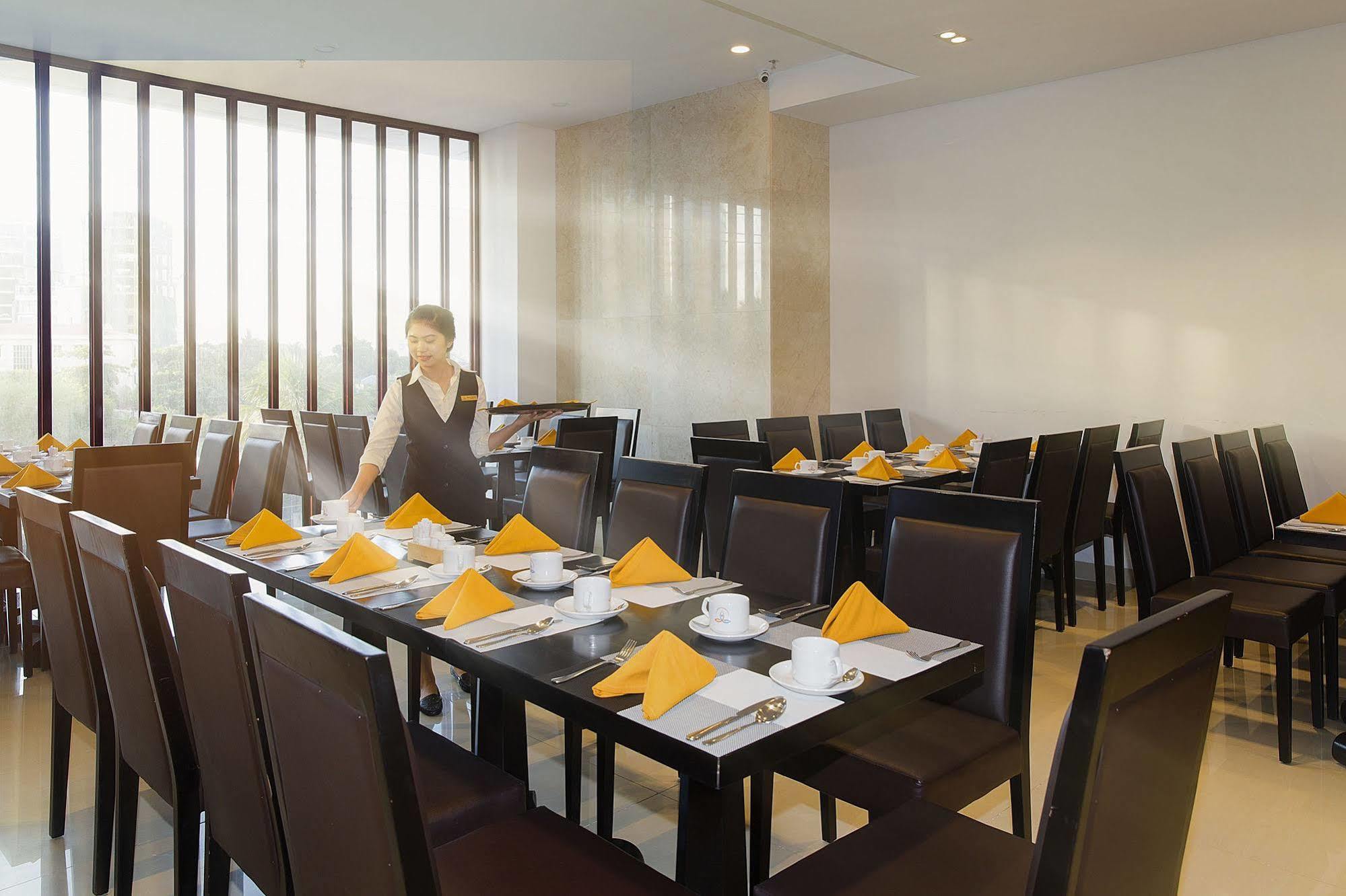 Dendro Gold Hotel Nha Trang Exterior photo